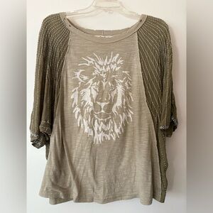 free People We The Free Green Lion Oversize distressed Showtime beaded Tee S